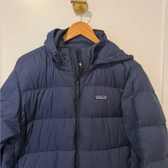 Patagonia Men’s Silent Down Jacket - Picture 4 of 10